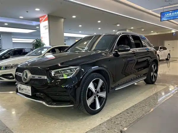 Mercedes-Benz GLC 2023