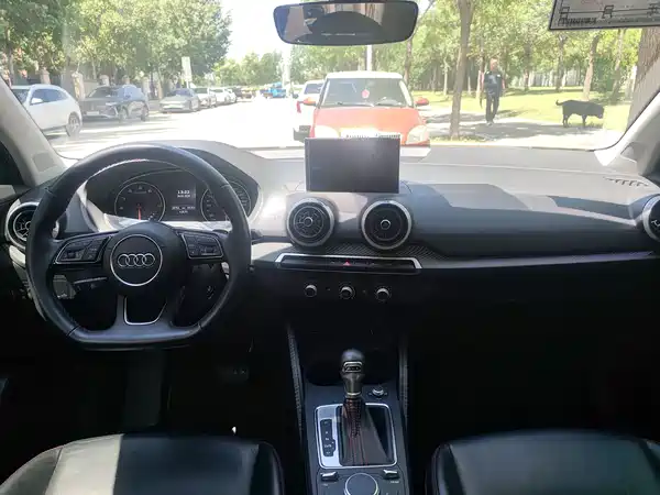 Audi Q2L 2022
