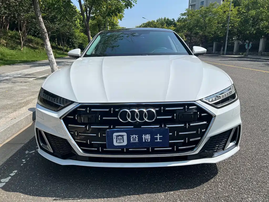 Audi A7L 2023 — фото 2
