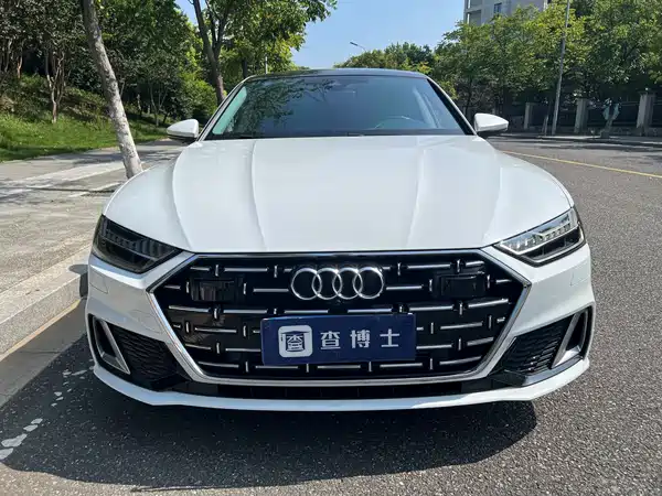 Audi A7L 2023