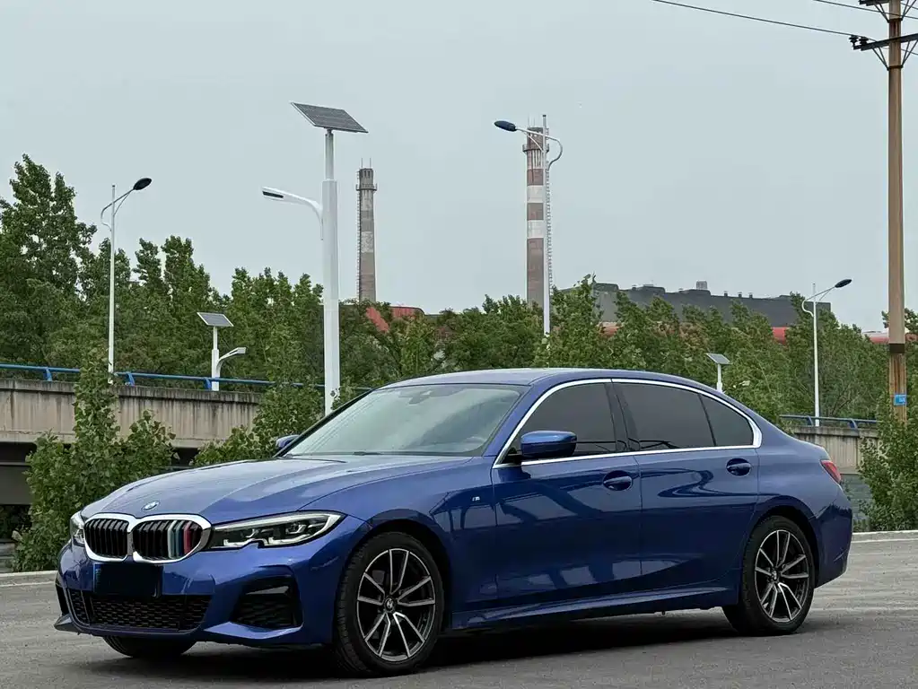 BMW 3 Series 2020 — фото 1