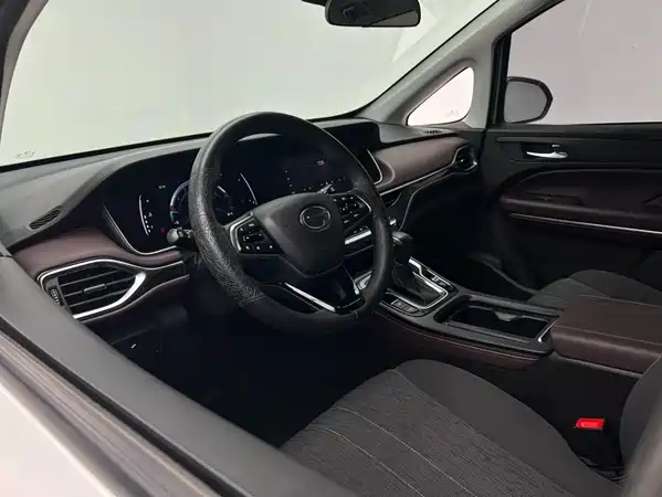 GAC Trumpchi M6 2022