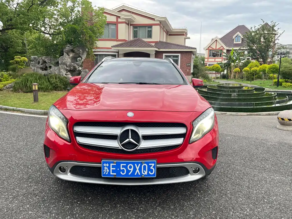 Mercedes-Benz GLA 2016