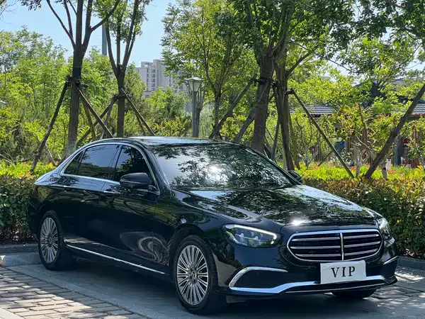 Mercedes-Benz E-Class 2023
