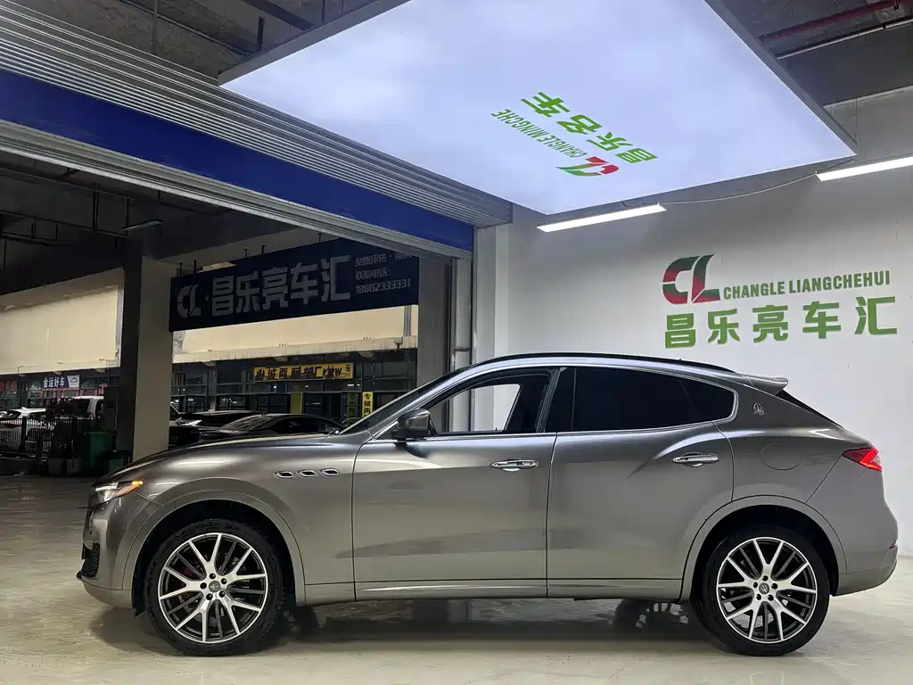 Maserati Levante 2018 — фото 6