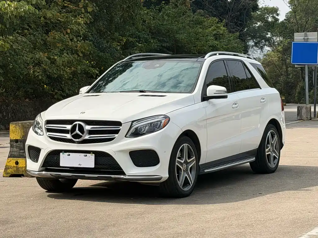 Mercedes-Benz GLE 2018 — фото 1