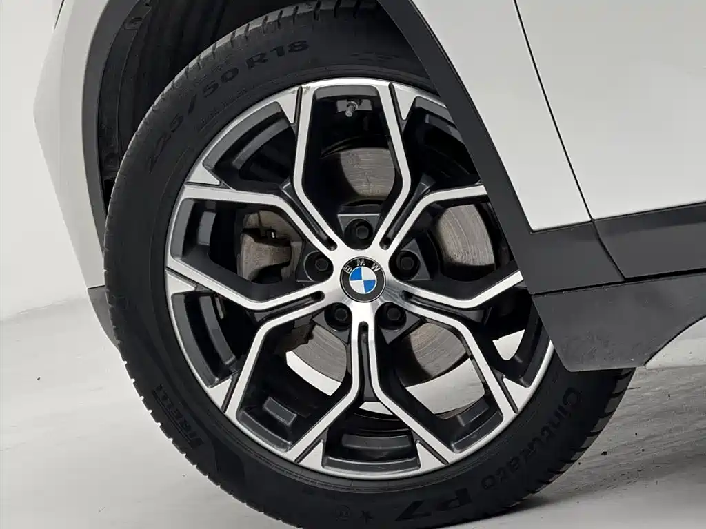 BMW X1 2022 — фото 11