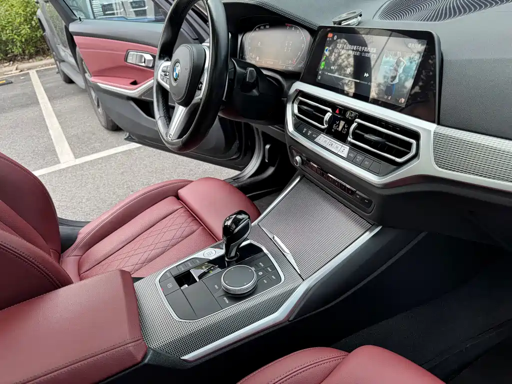 BMW 3 Series 2022 — фото 15