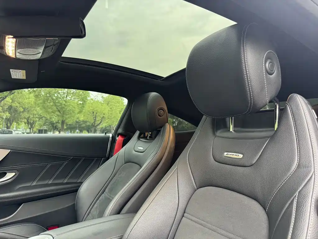 Mercedes-Benz C-Class AMG 2020 — фото 11