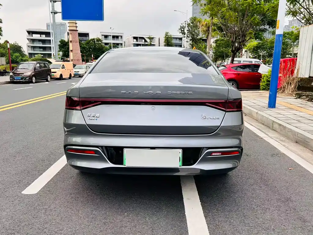 BYD Qin PLUS 2023 — фото 12