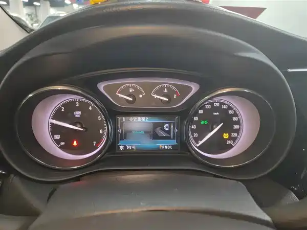 Buick Envision Plus 2019