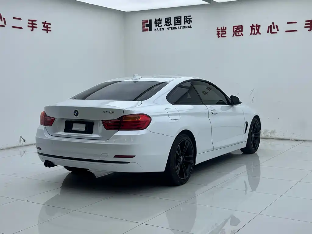 BMW 4 Series 2018 — фото 10