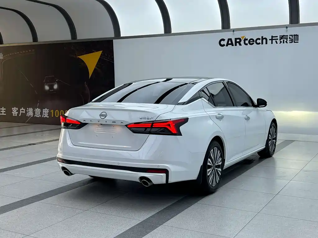 Nissan Teana 2025