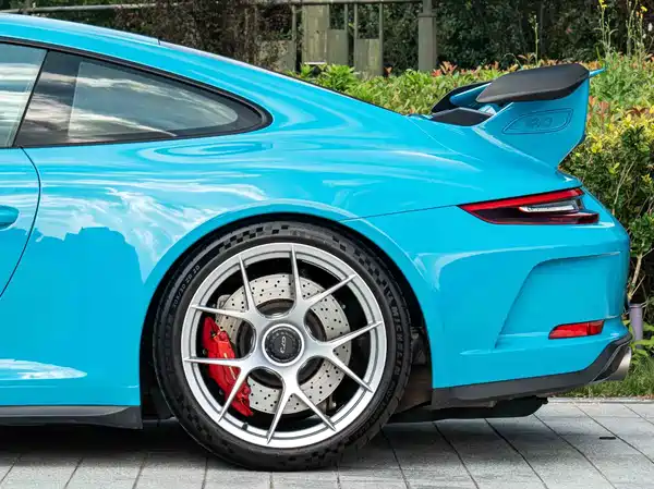Porsche 911 2019