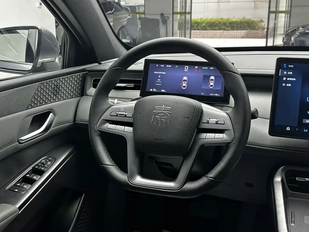 BYD Qin PLUS 2025 — фото 11