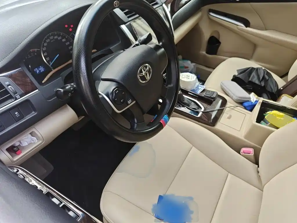 Toyota Camry 2017 — фото 8