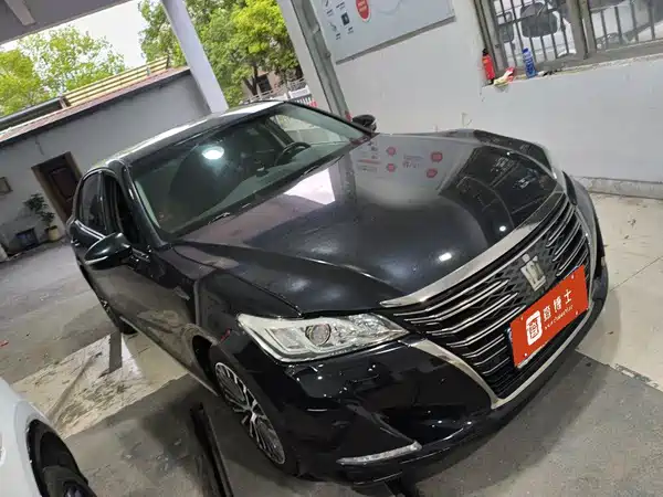 Toyota Crown 2019