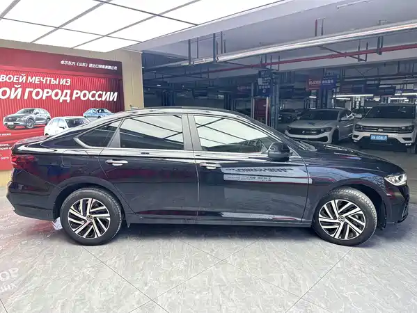 Volkswagen Lavida 2022
