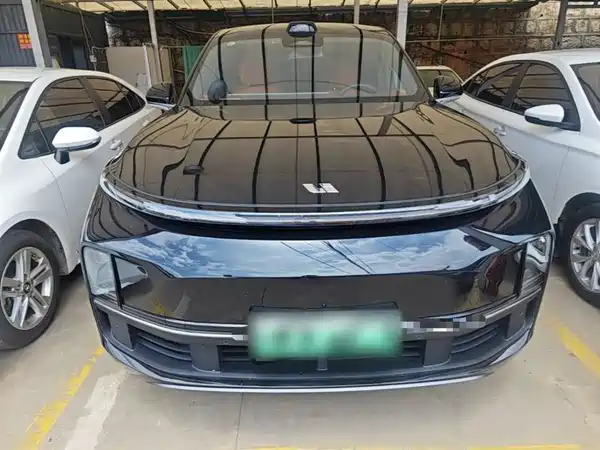Li Auto L8 2024