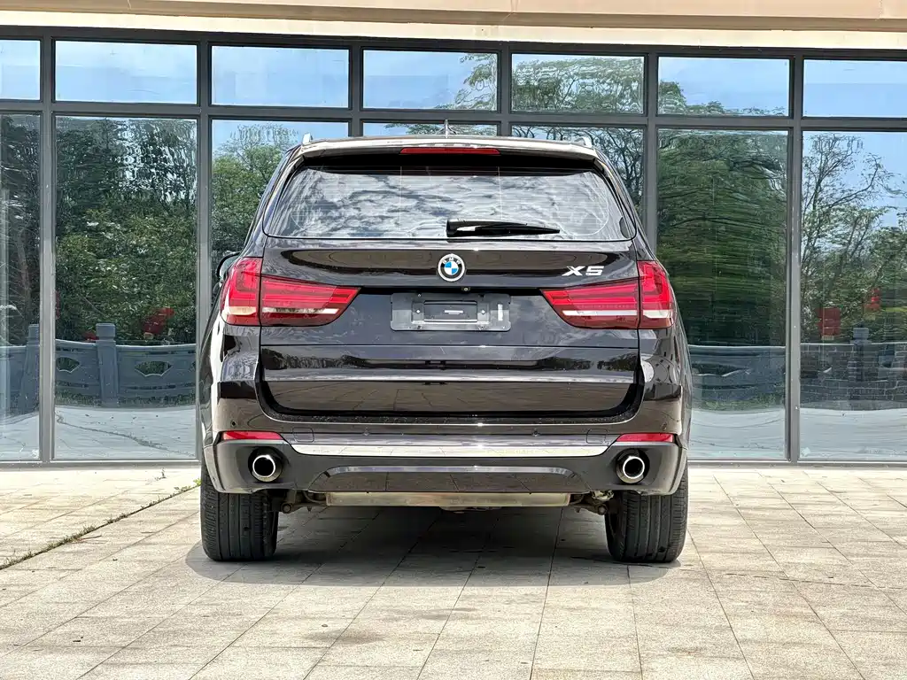 BMW X5 2017 — фото 12