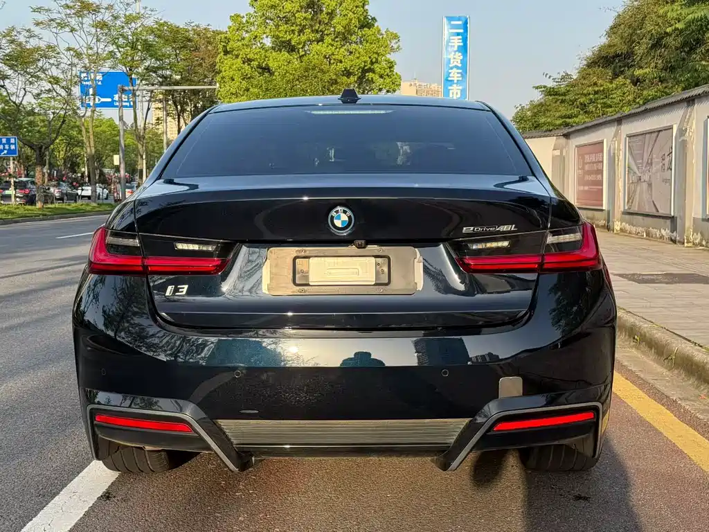 BMW i3 2024 — фото 7