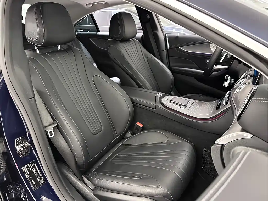 Mercedes-Benz CLS 2019 — фото 10