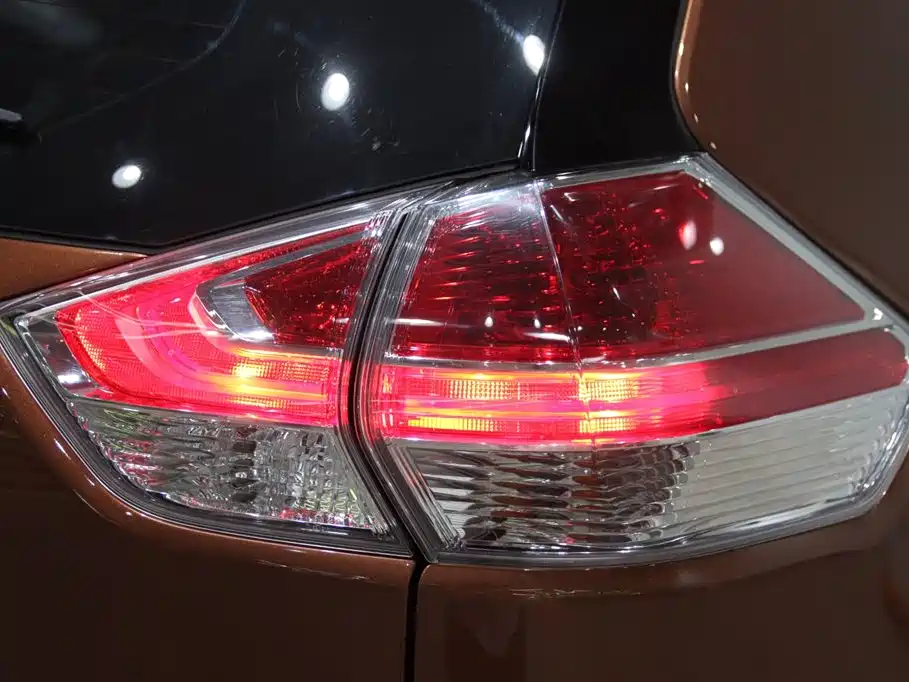Nissan X-Trail 2015 — фото 8