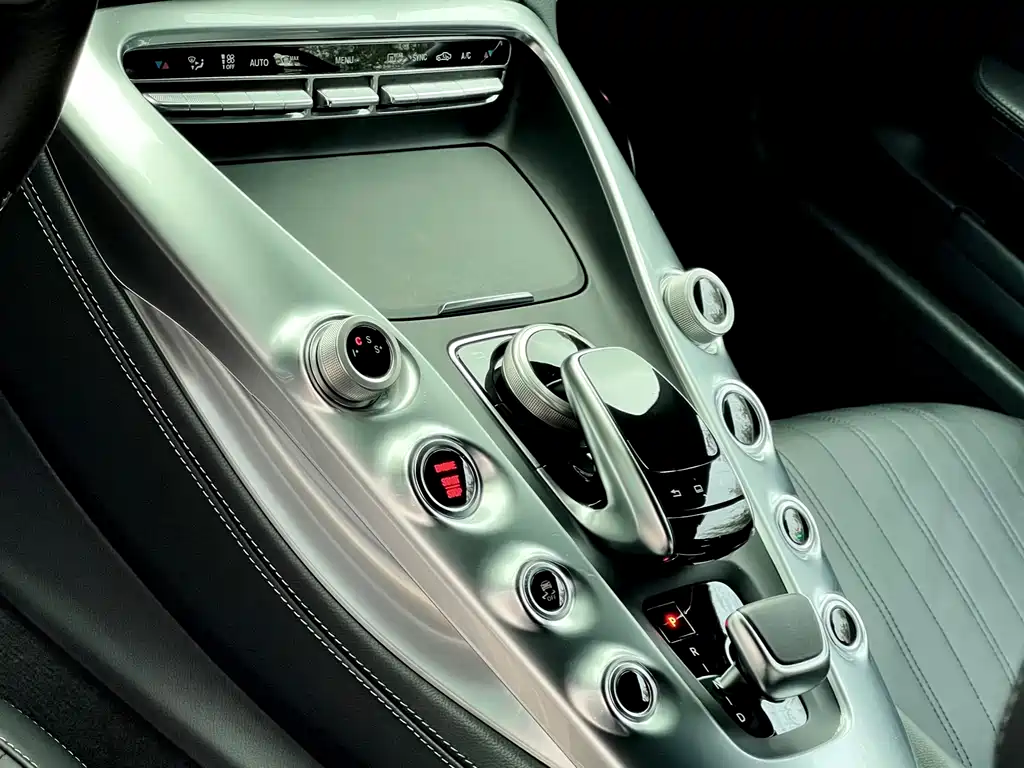 Mercedes-Benz AMG GT 2016 — фото 14