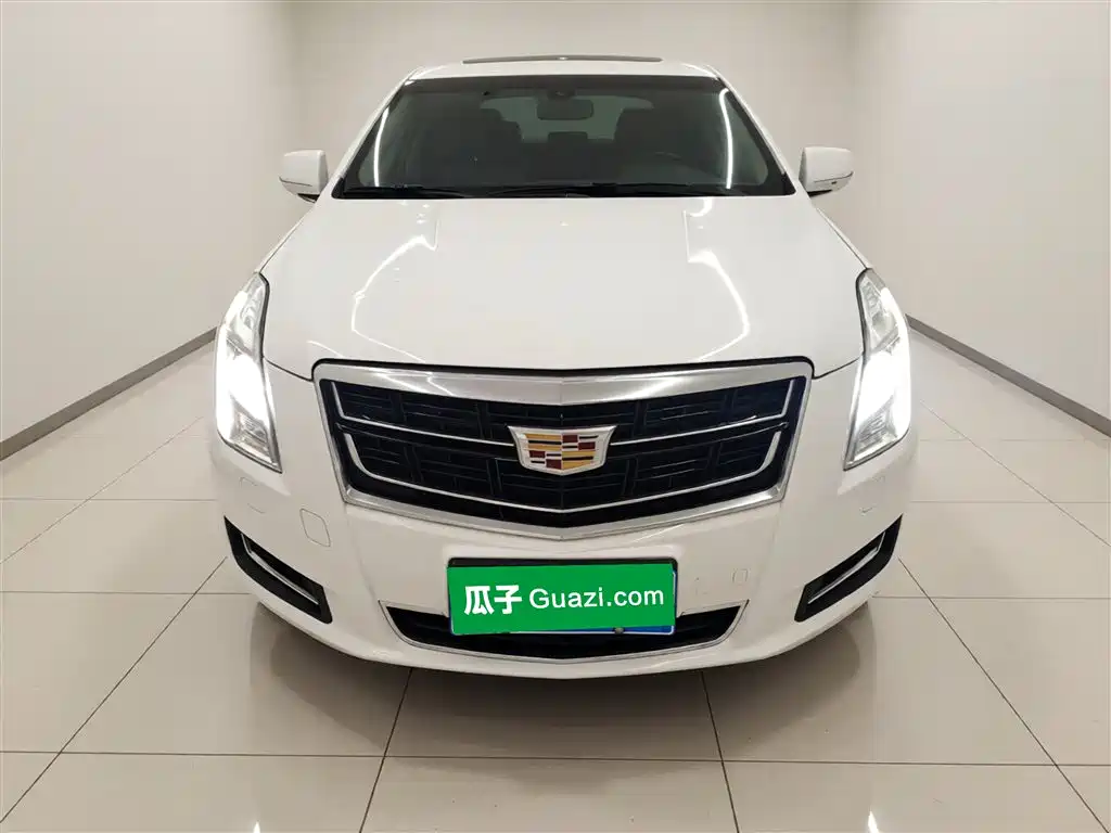 Cadillac XTS 2017 — фото 3