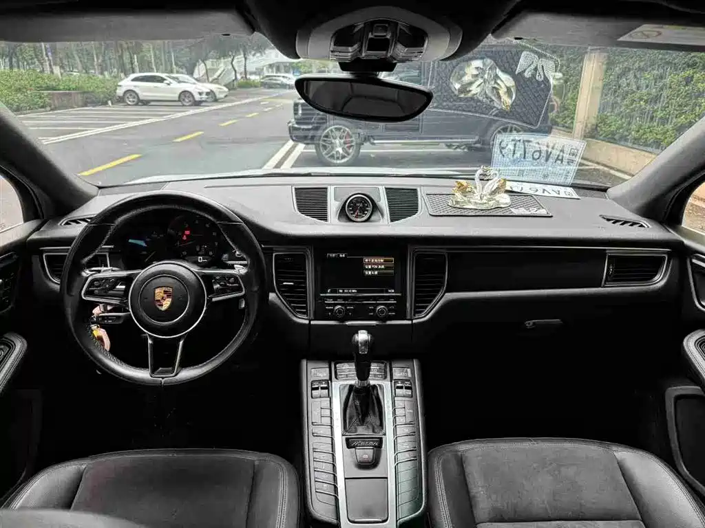 Porsche Macan 2016