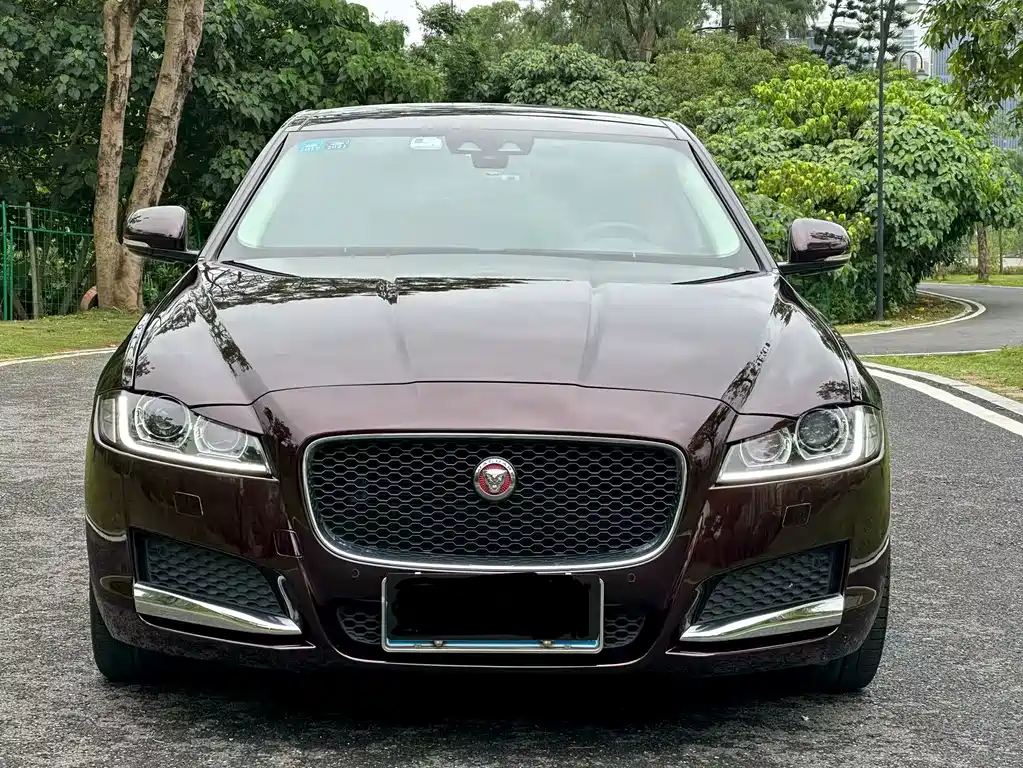 Jaguar XFL 2017 — фото 2
