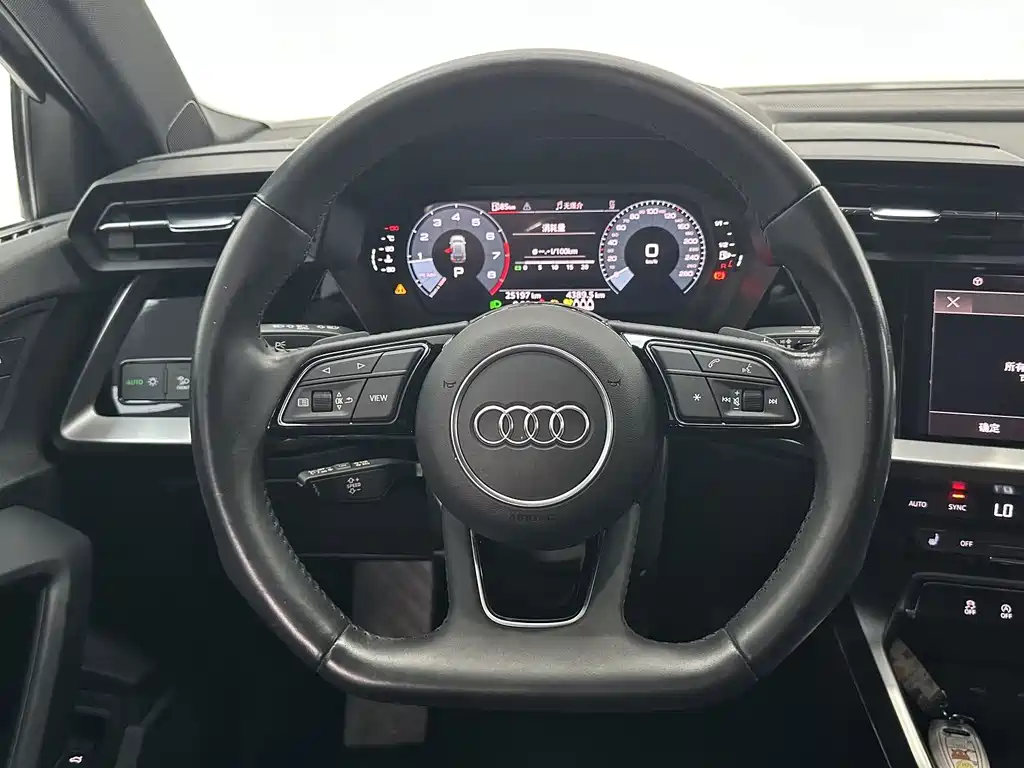 Audi A3 2022 — фото 12
