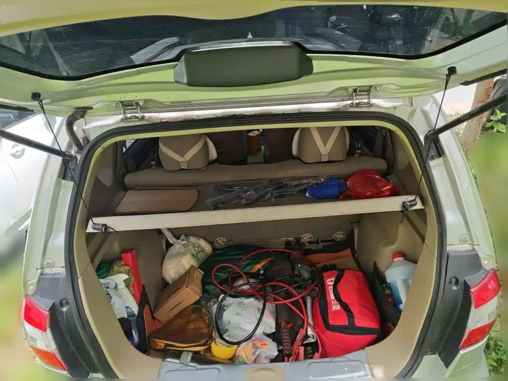 Nissan Livina 2015 — фото 10