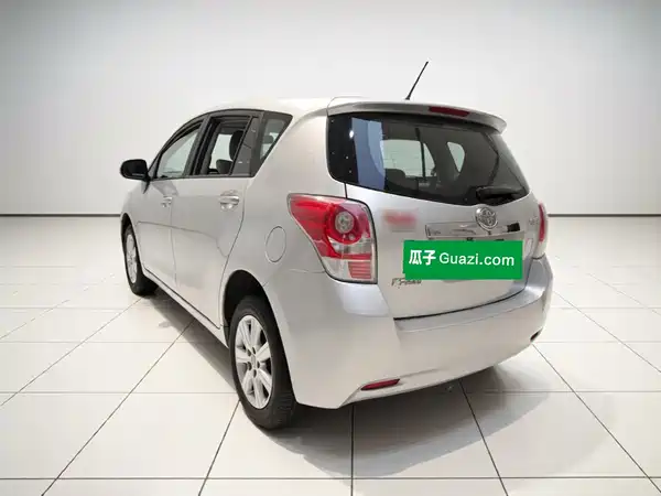 Toyota Yizhi 2016