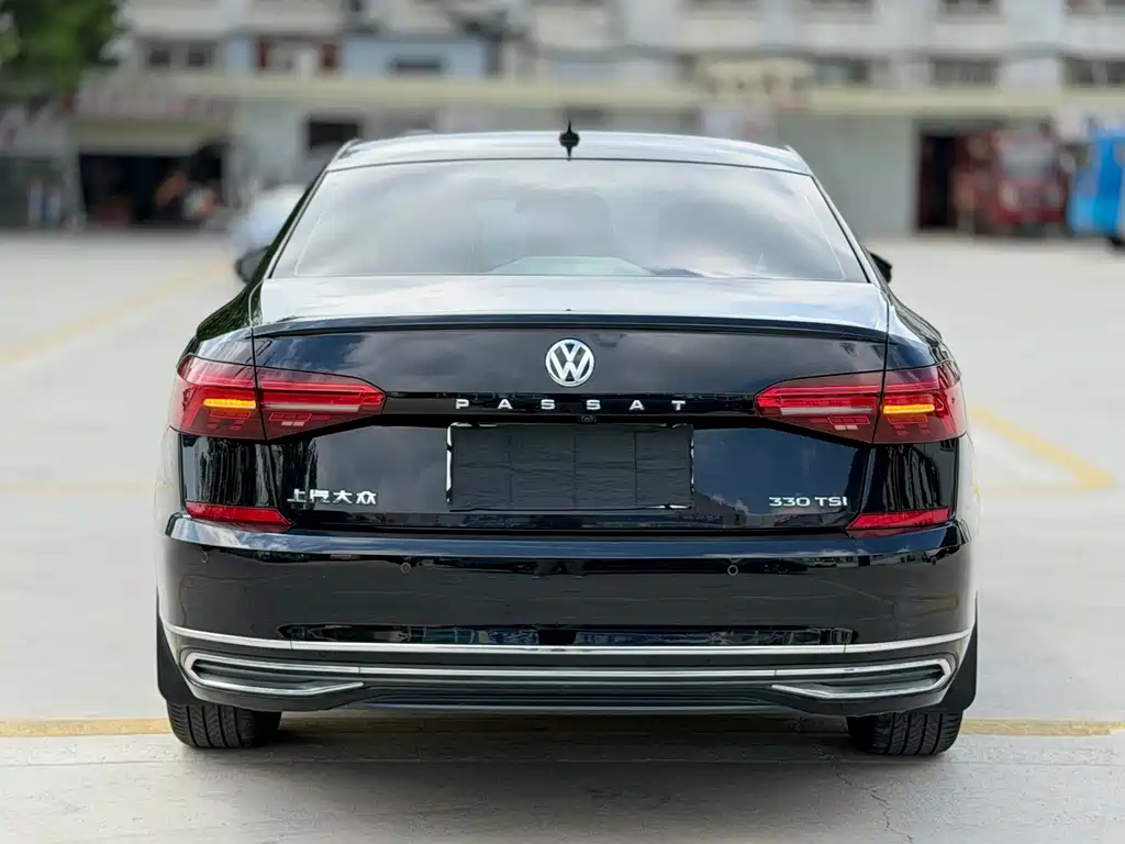 Volkswagen Passat 2020 — фото 6