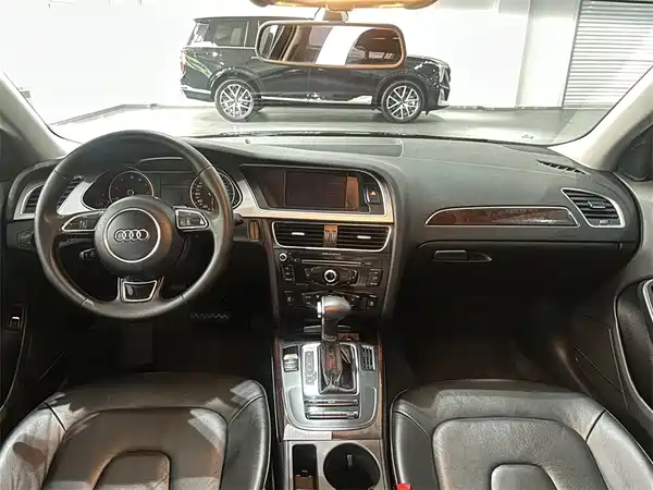 Audi A4L 2014