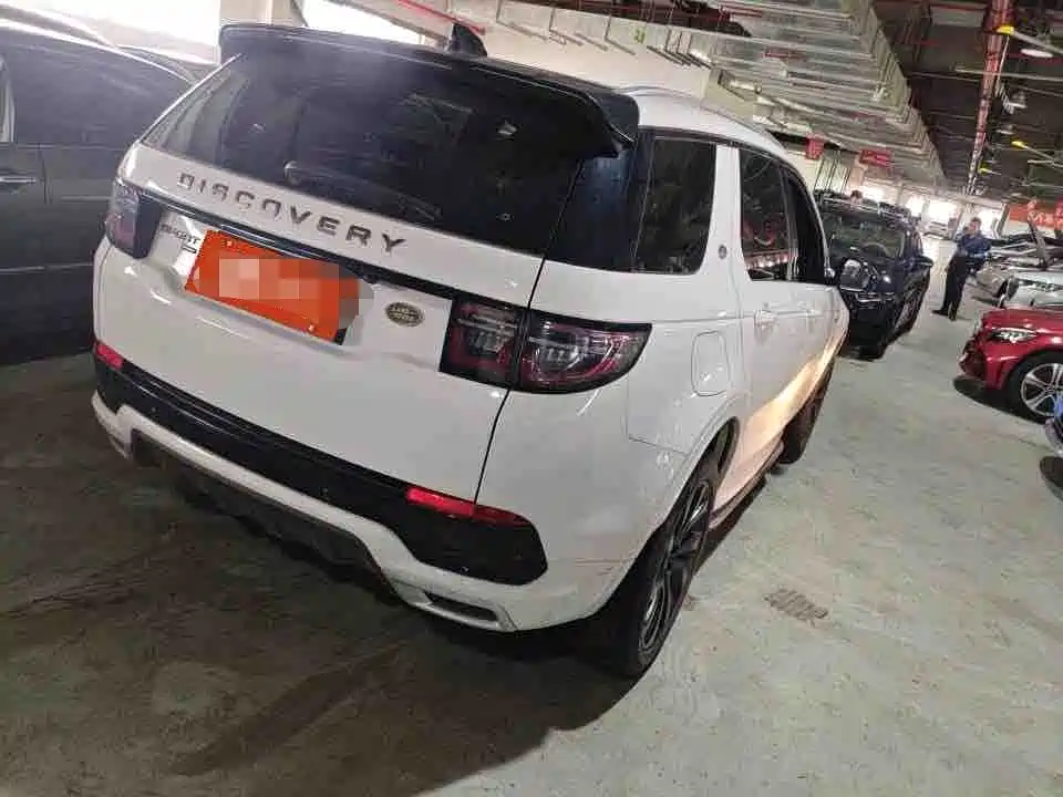 Land Rover Discovery Sport 2022 — фото 9