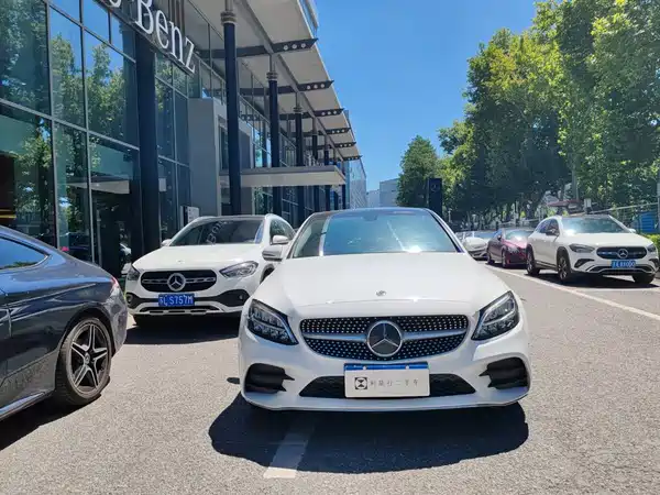 Mercedes-Benz C-Class 2020