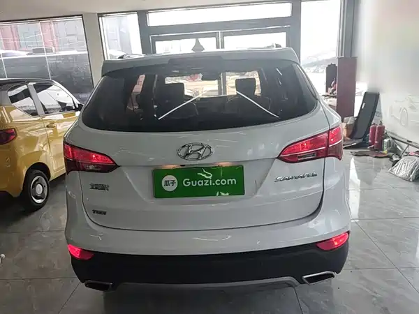Hyundai Santa Fe 2016