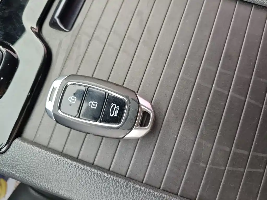 Hyundai Sonata 2020 — фото 17