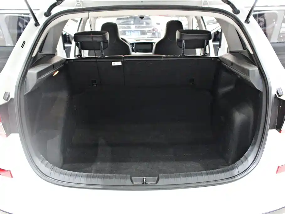 Skoda Kamiq 2021 — фото 12