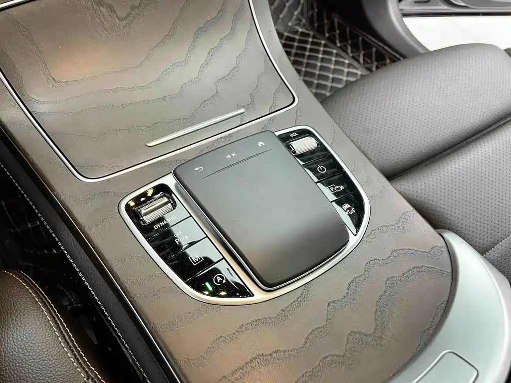 Mercedes-Benz GLC 2020 — фото 14
