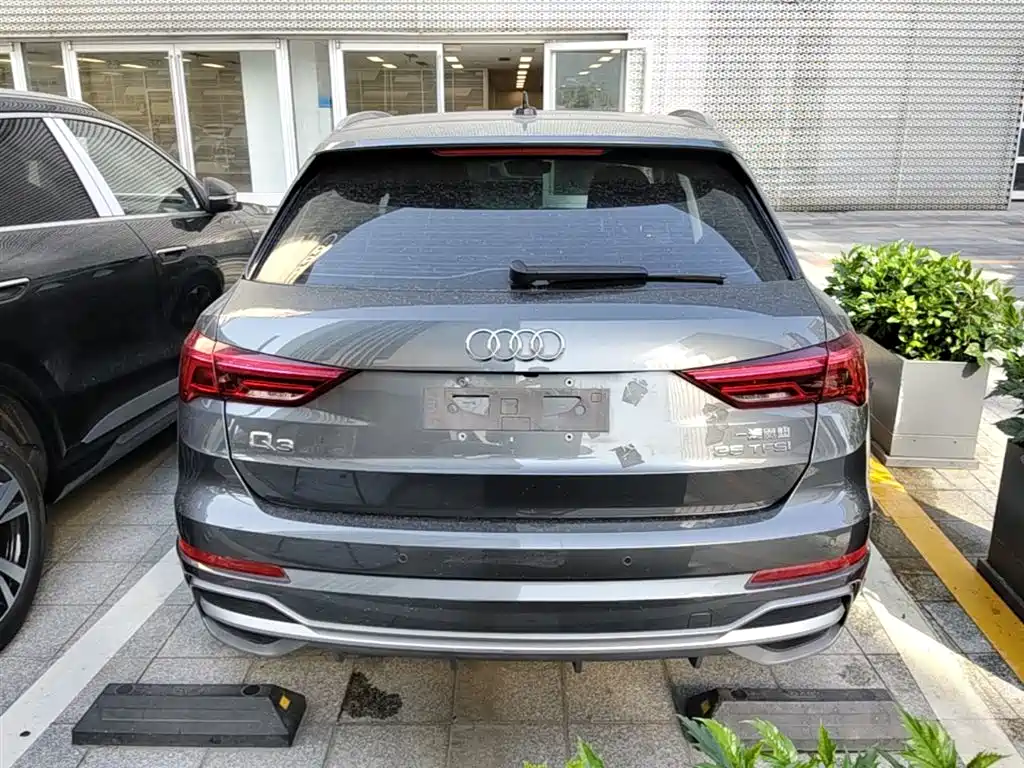 Audi Q3 2022 — фото 10