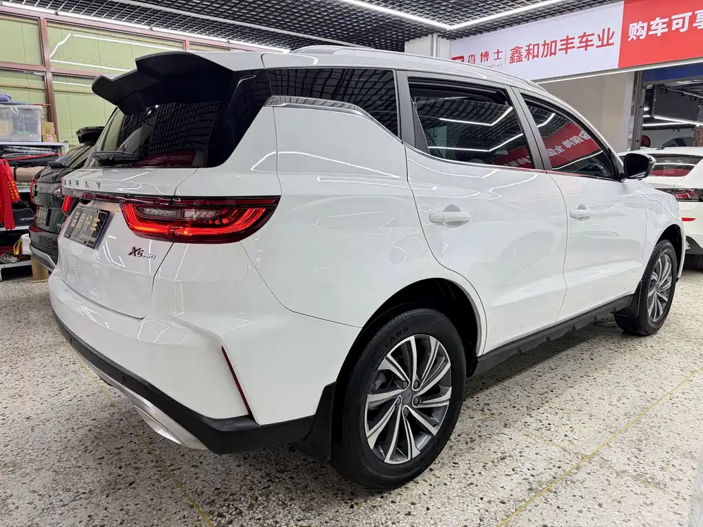 Geely Vision X6 2023 — фото 5