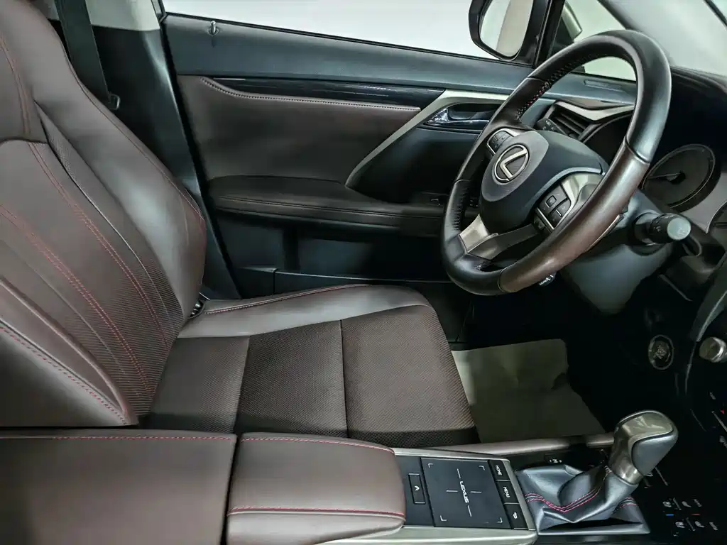 Lexus RX 2022 — фото 11