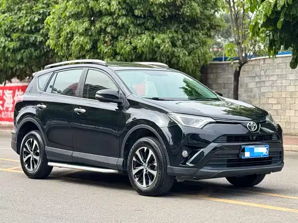 Toyota RAV4 2016