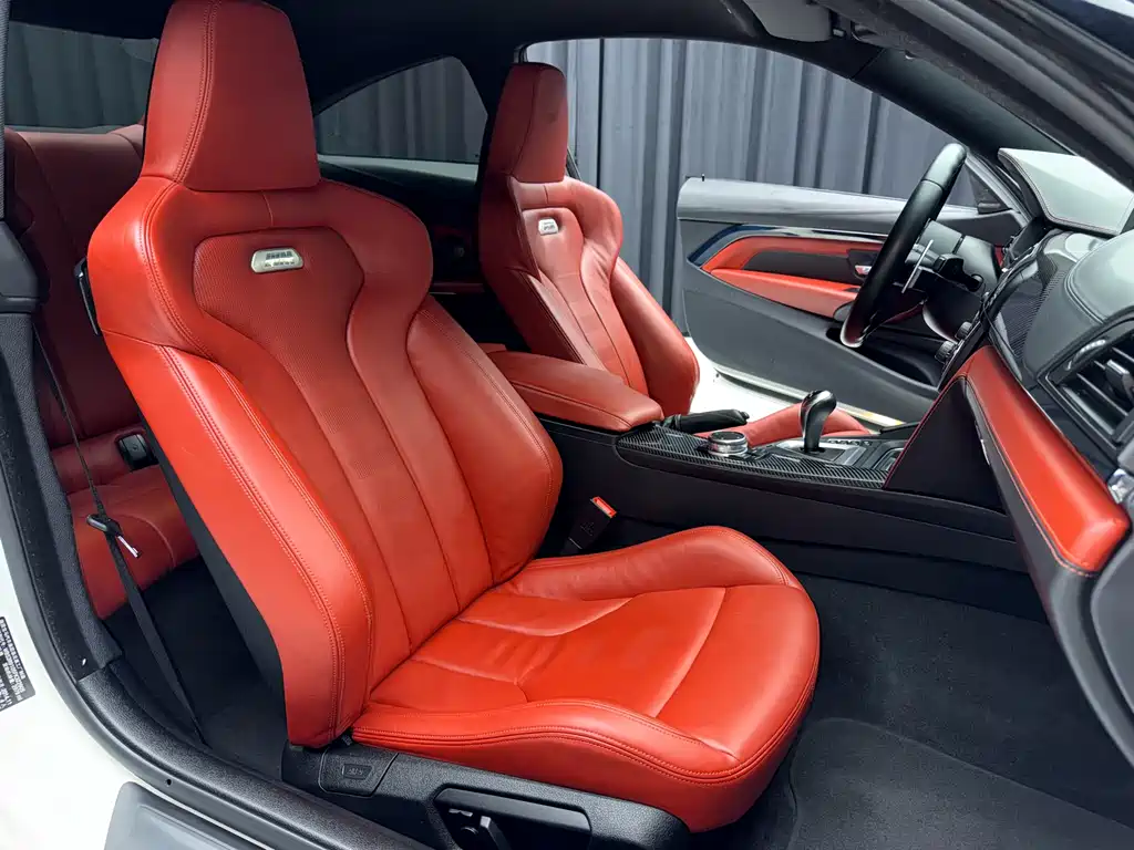 BMW M4 2015 — фото 19