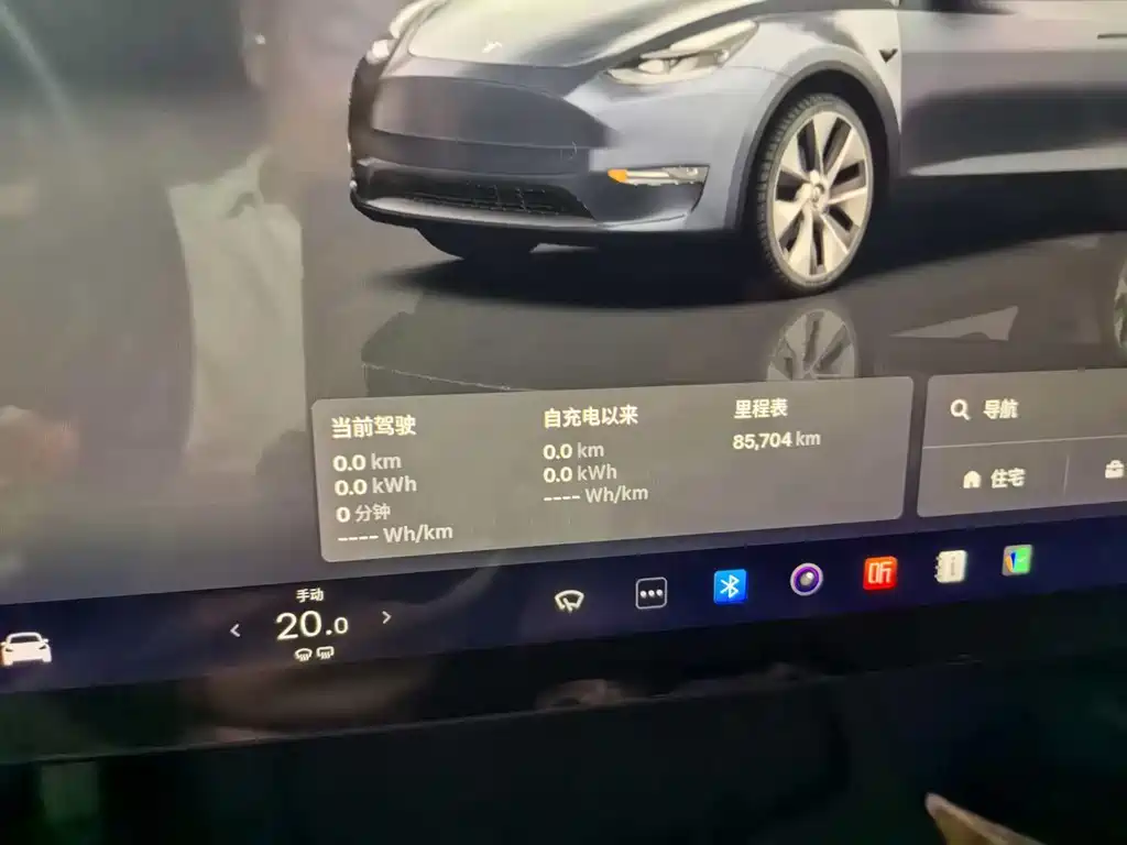 Tesla Model Y 2022 — фото 11