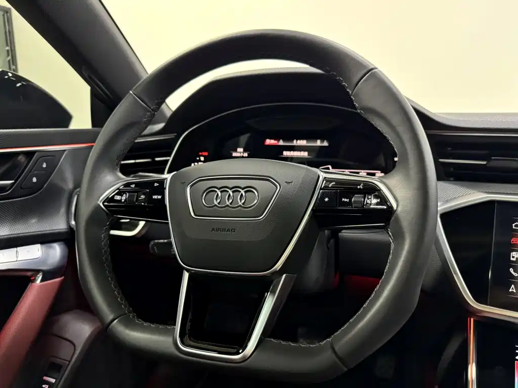 Audi A7L 2024 — фото 14