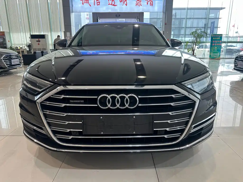 Audi A8 2021 — фото 2